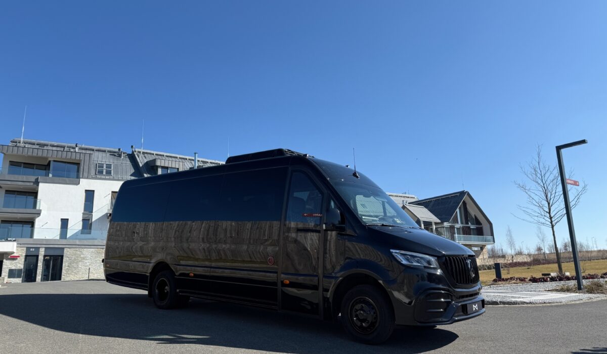 Mercedes Sprinter s řidičem Praha