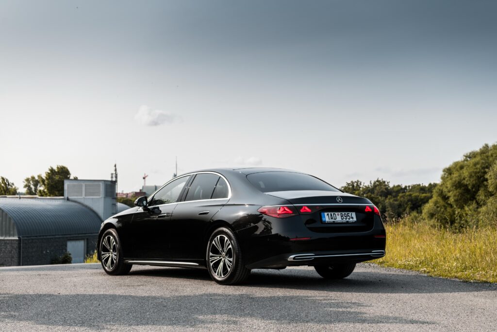 Praha Brno s řidičem Mercedes-Benz E-Class